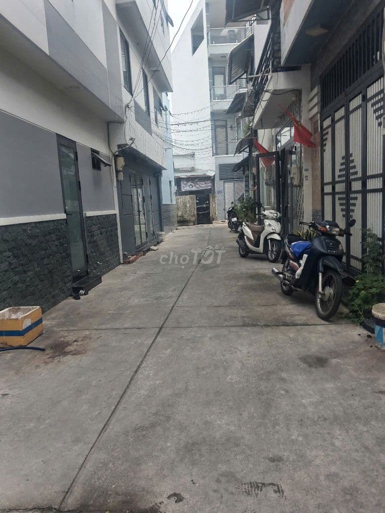 BÁN NHÀ HẺM XE HƠI LÊ TRỌNG TẤN P TÂY THẠNH 4X11M, TRỆT+1 LẦU, 4.45 TỶ