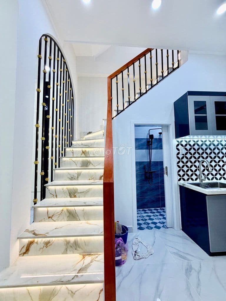 HOÀNG DIỆU Q4- 3 TẦNG - 37m2 - HẺM 4m- CHỈ 5 TỶ nhỉnh - Ảnh 3