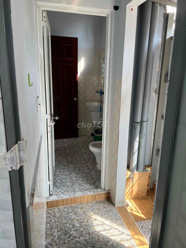 2 lầu 1 trệt bán gấp - Ảnh 2