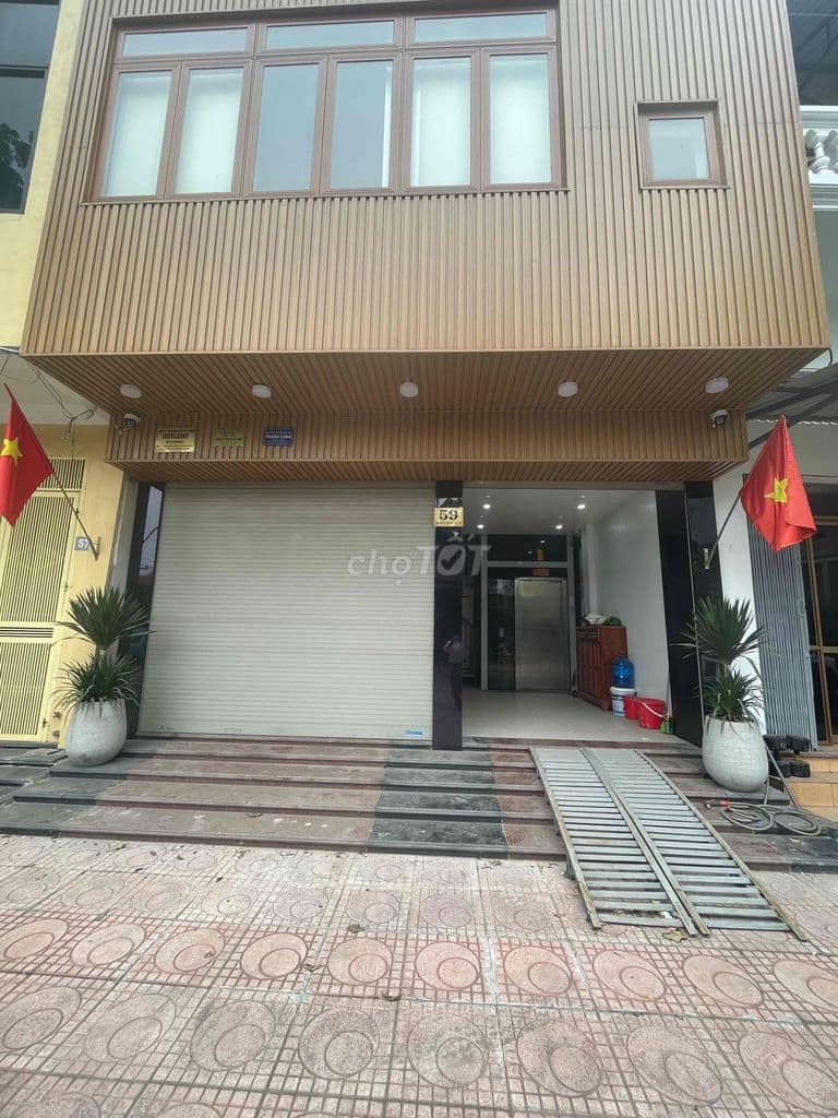 Văn Phòng Kinh Doanh + Nhà Ở ( 40m x 6tầng Thang Máy )