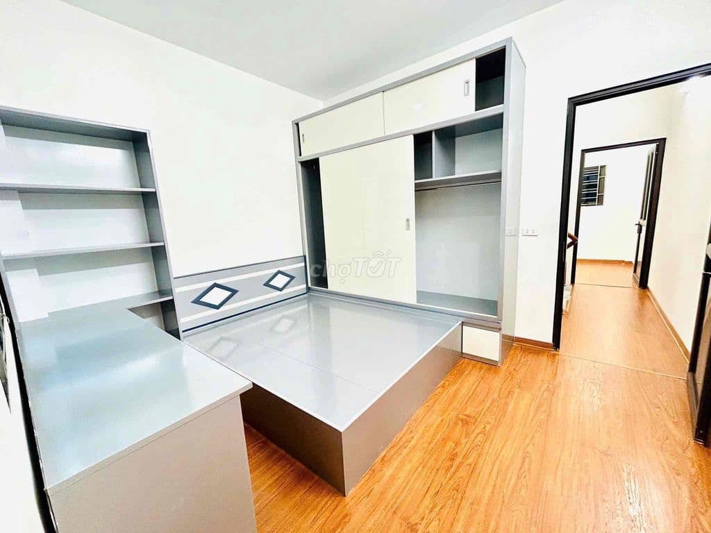 víp quá . Trương Định 40m-3 ngủ -chỉ 6.85 tỷ ngõ thẳng tắp sân để xe - Ảnh 3
