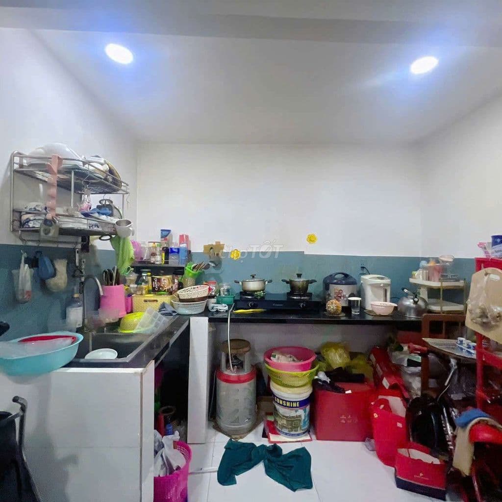 Nhà hẻm nhỏ vị trí đắc địa 439// Đoàn Văn Bơ Q4 (P.Xóm Chiếu) sát Q1 - Ảnh 2