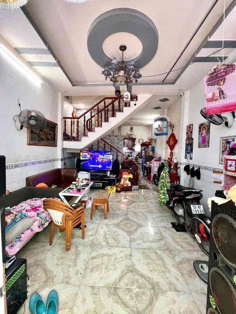 Nhà đẹp 4,3*10m 2PN hẻm 4m 2/ ngắn Chợ LÊ THỊ NGAY ẤP 1 VĨNH LÔC A