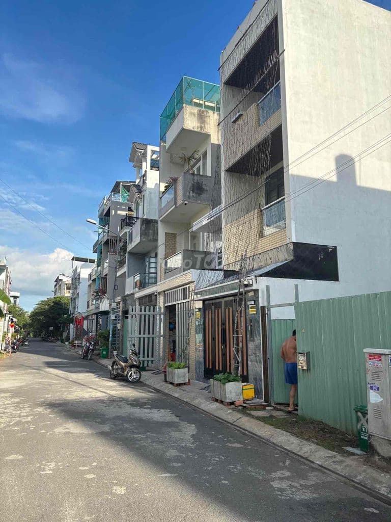 BÁN NHÀ 3 TẦNG KDC NAM KHANG- NGUYỄN DUY TRINH- LONG TRƯỜNG- QUẬN 9