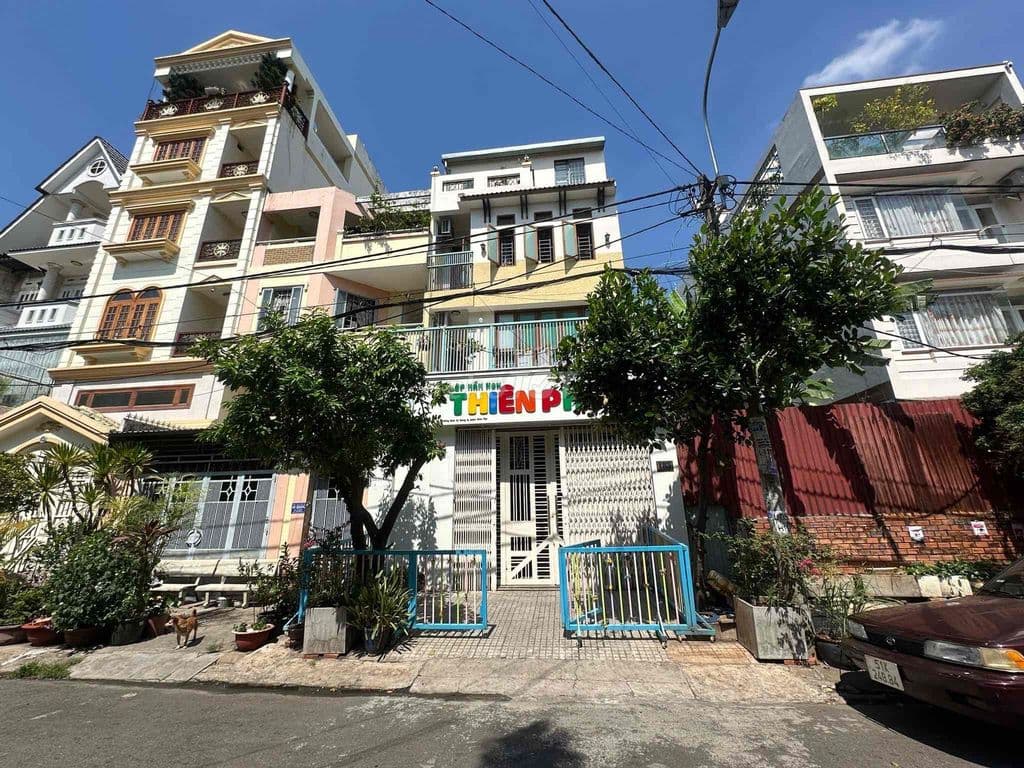 Bán nhà giá tốt MT đường 26 Tên Lửa 6x20m 3 lầu giá 15.3 tỷ