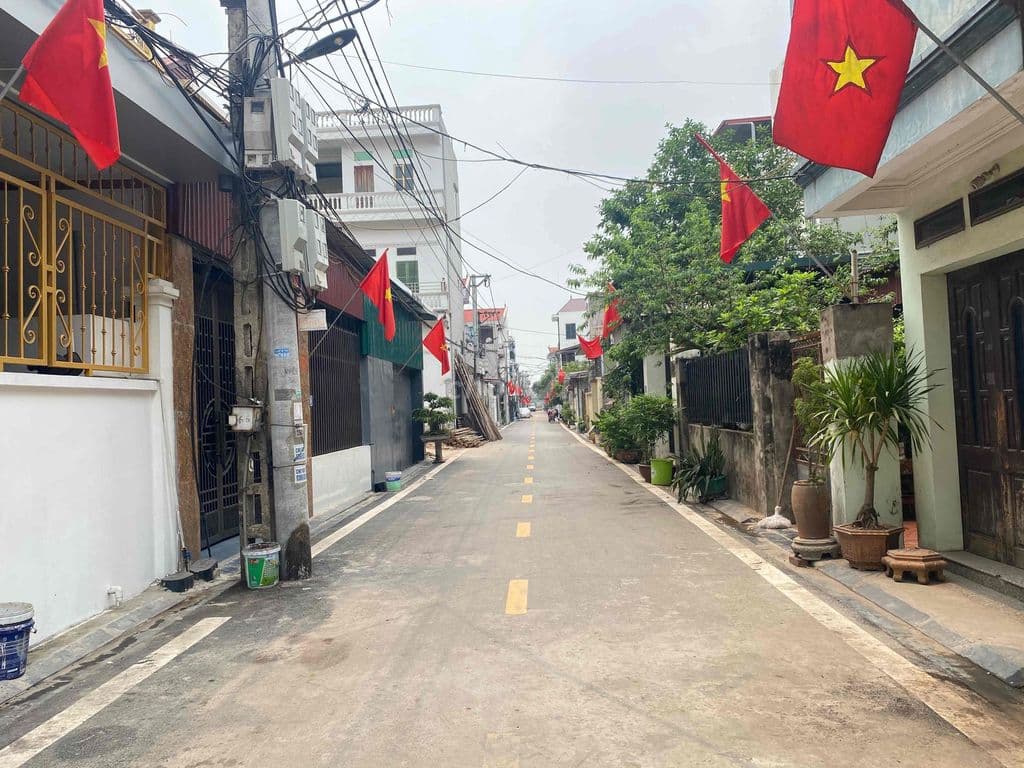 Đất Tàm Xá, Ô TÔ tránh ngày đêm - Ảnh 2