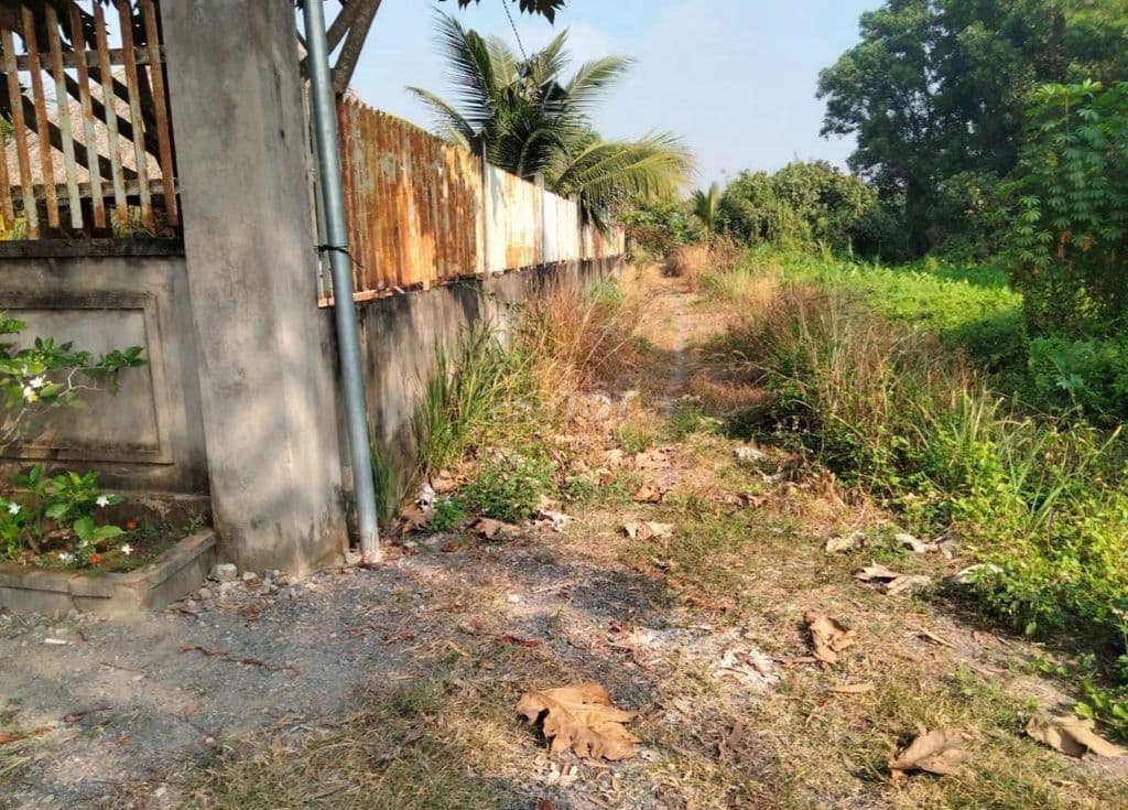 BÁN ĐẤT VƯỜN 1000M2 KHU DÂN CƯ, NGAY TRƯỜNG HỌC CẤP 2