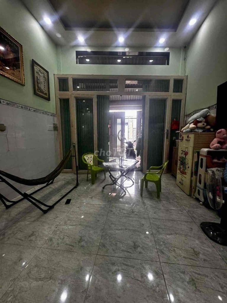 BÁN NHÀ CHO KHÁCH HỮU DUYÊN