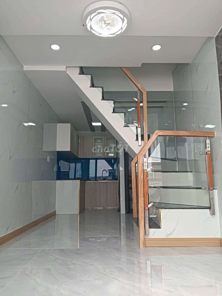 Bán nhà CCVB ĐƯỜNG 46 kế bên chùa ƯU ĐÀM THỦ ĐỨC CŨ ĐỐI DIỆN GIGAMAL - Ảnh 3