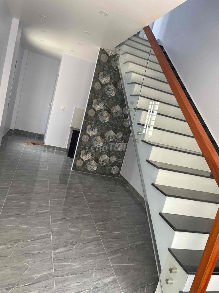 Bán nhà riêng mới xây, 3.2x9, hẻm 257 Nguyễn Bình - Ảnh 2