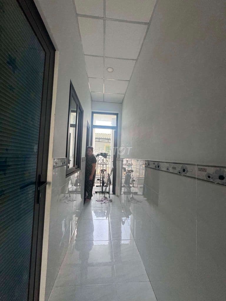 **Sập Giá 100 triệu*Có Ngay Nhà Hai Tầng Ngay Hiệp Bình Chánh Thủ Đức - Ảnh 3