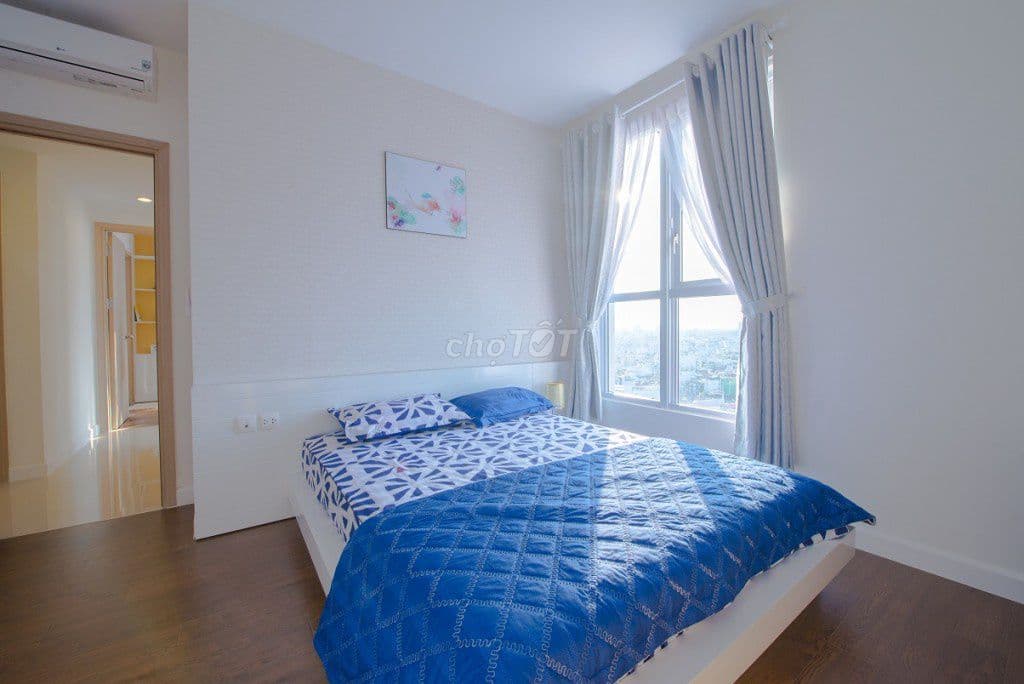 Bán căn hộ Thuận Việt, Q11, căn góc 95m2, 3pn, 4.9 tỷ, sổ hồng