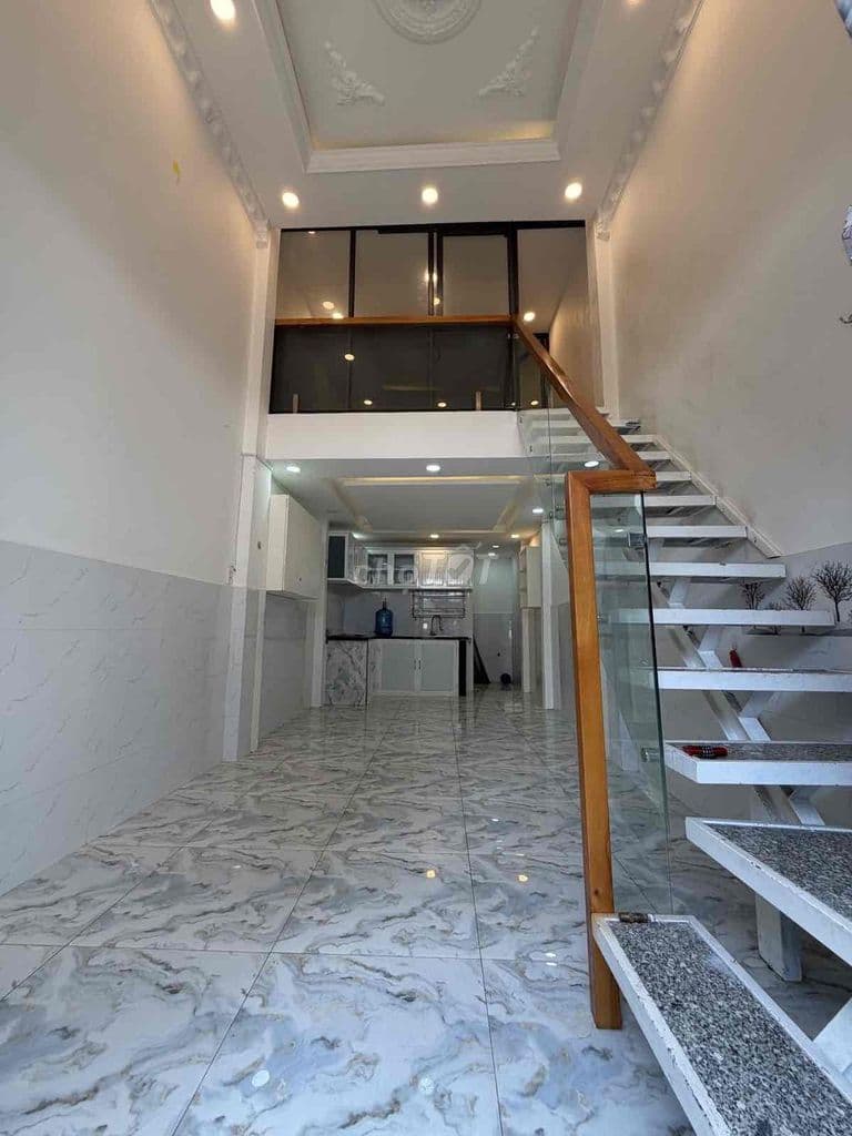 NHÀ BÀ ĐIỂM HÓC MÔN 27M2 DƯỚI 2T CÓ SHR