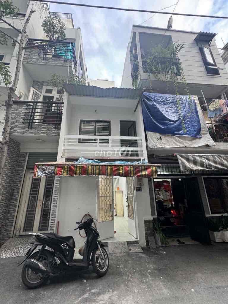 🏠 Bán nhà Quận 10 – Lý Thường Kiệt – đối diện Sân Phú Thọ – 4.8 tỷ TL