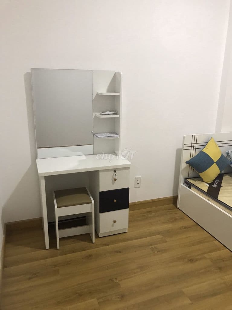 cần bán 65m2 sổ hồng giá 3 tỷ, nội thất đầy đủ - Ảnh 3
