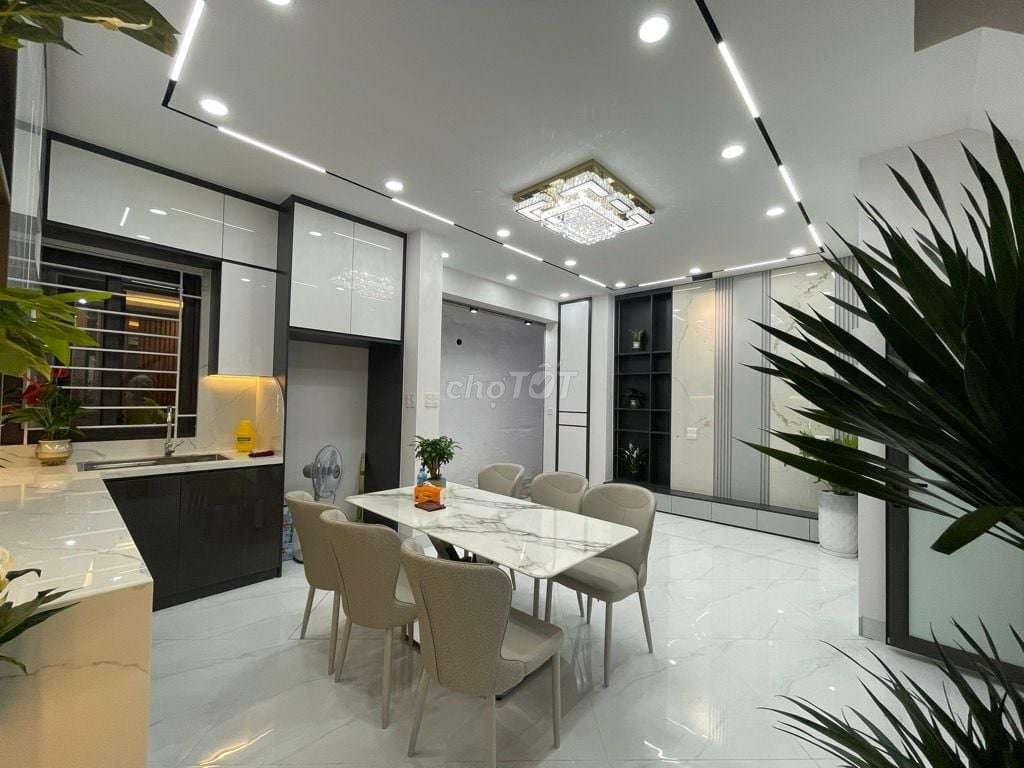 HOÀNG MAI-NHÀ 5 TẦNG THANG MÁY– LÔ GÓC-KHÔNG QUY HOẠCH.GIÁ 10 TỶ. - Ảnh 2