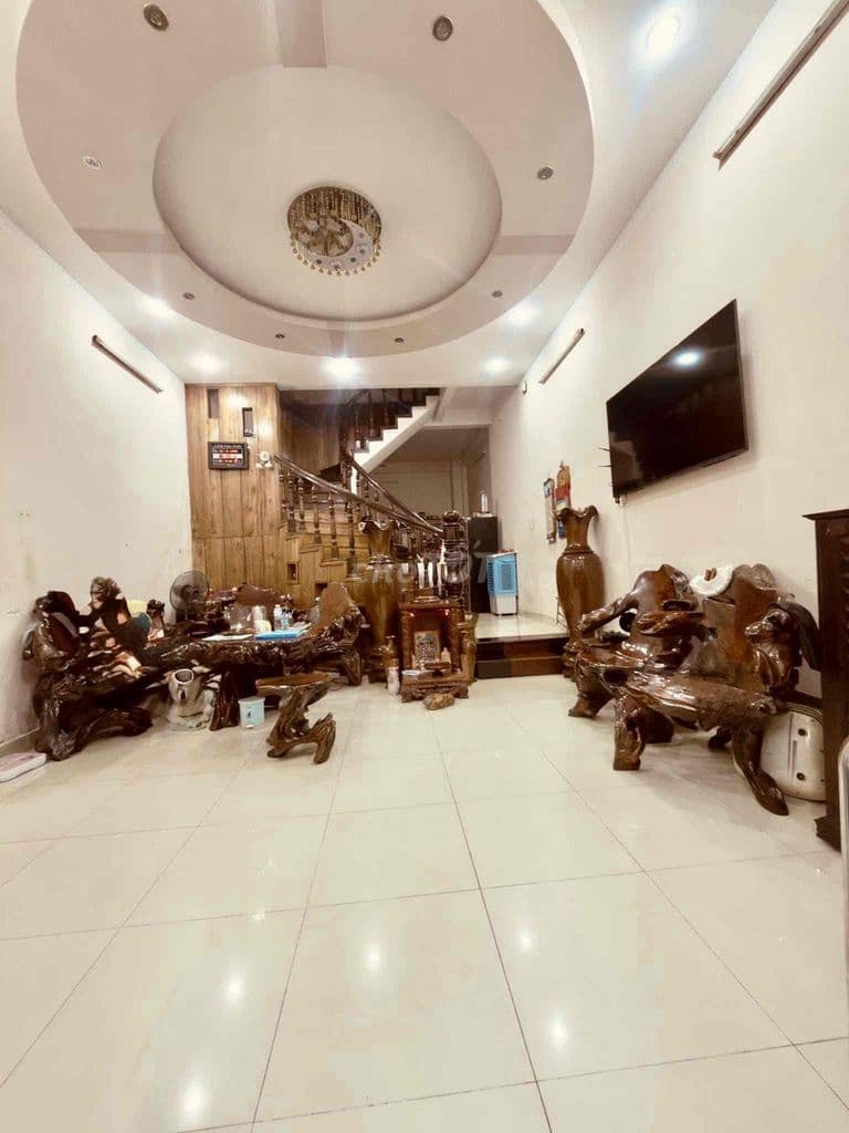 BÁN NHÀ KHU ĐƯỜNG D (VÕ OANH) BÌNH THẠNH 80M², 4TẦNG, HẺM 8M