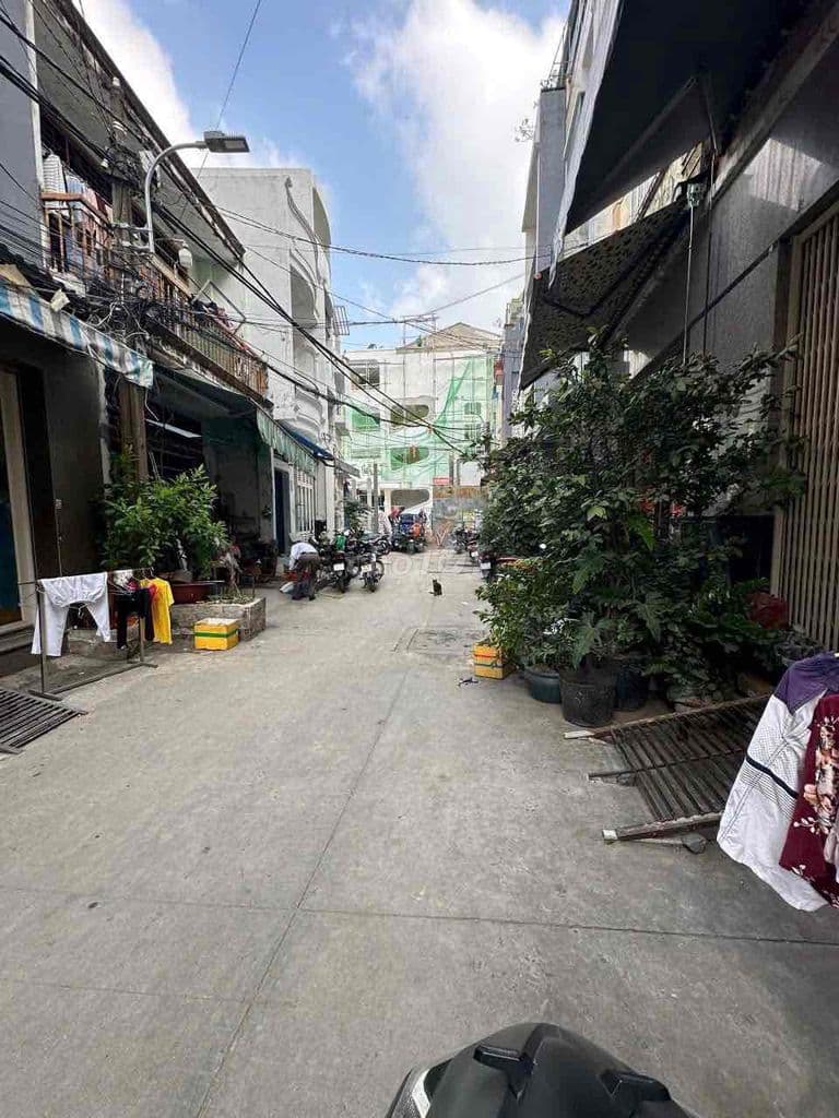 Bán nhà ngang 5m hẻm xe hơi đậu trước nhà đường Nguyễn Văn Luông Q6 - Ảnh 2