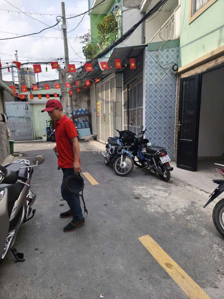 Hẻm xe hơi nhà 2 tầng , chỉ 2,x tỷ Thới An Q12 - Ảnh 3