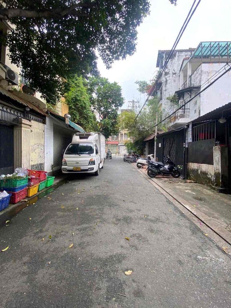 Đất Lê Đức Thọ, đối diện chợ căn cứ k26: 5x20