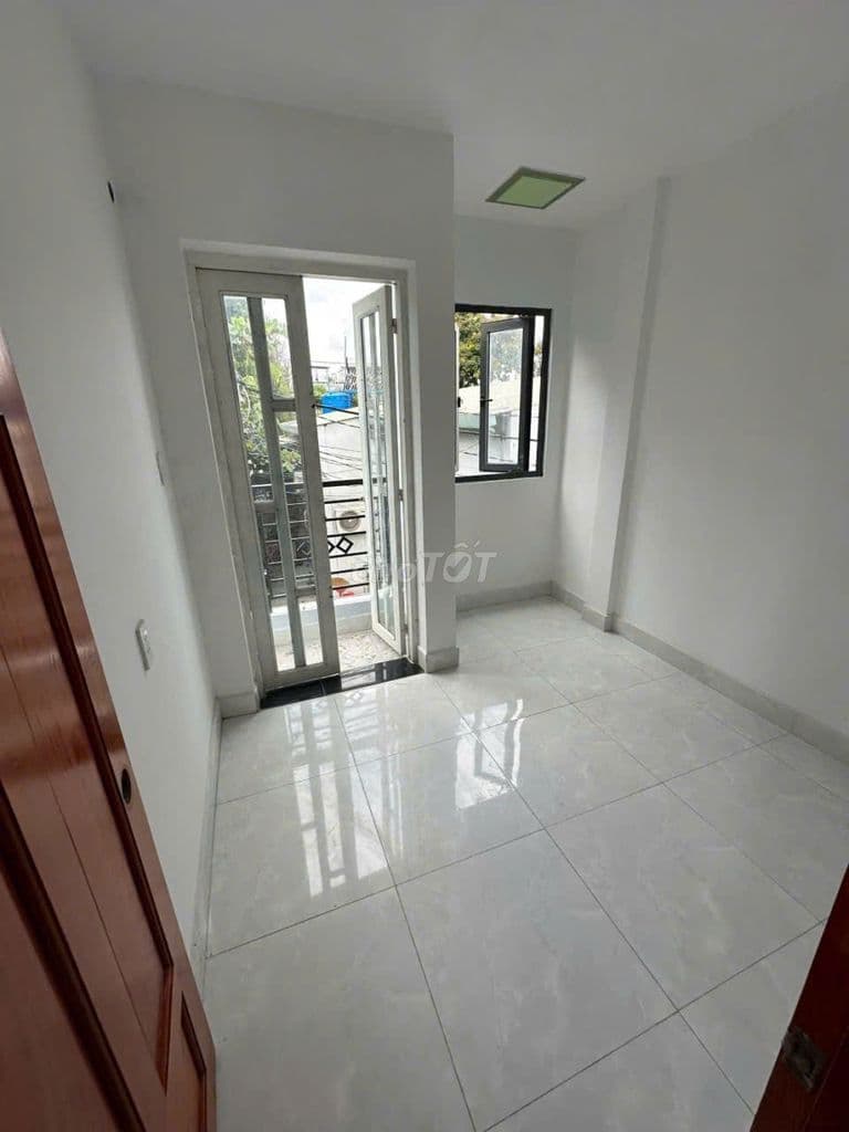 Nhà hẻm 592 Nguyễn Văn Quá, DT 3x7m, nhà đẹp hẻm 3m_ Công chứng liền