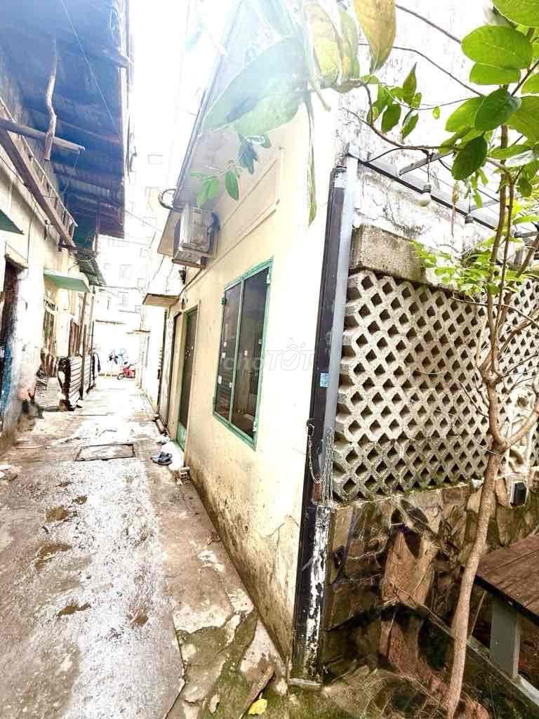 Bán nhà hẻm xe hơi Trịnh Đình Trọng Giáp quận 10. Gần 45 Mét giá 5,6T - Ảnh 2