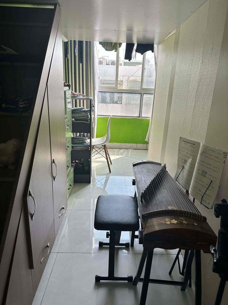 chung cư Lạc Long Quân ngay chợ hoa - Ảnh 2