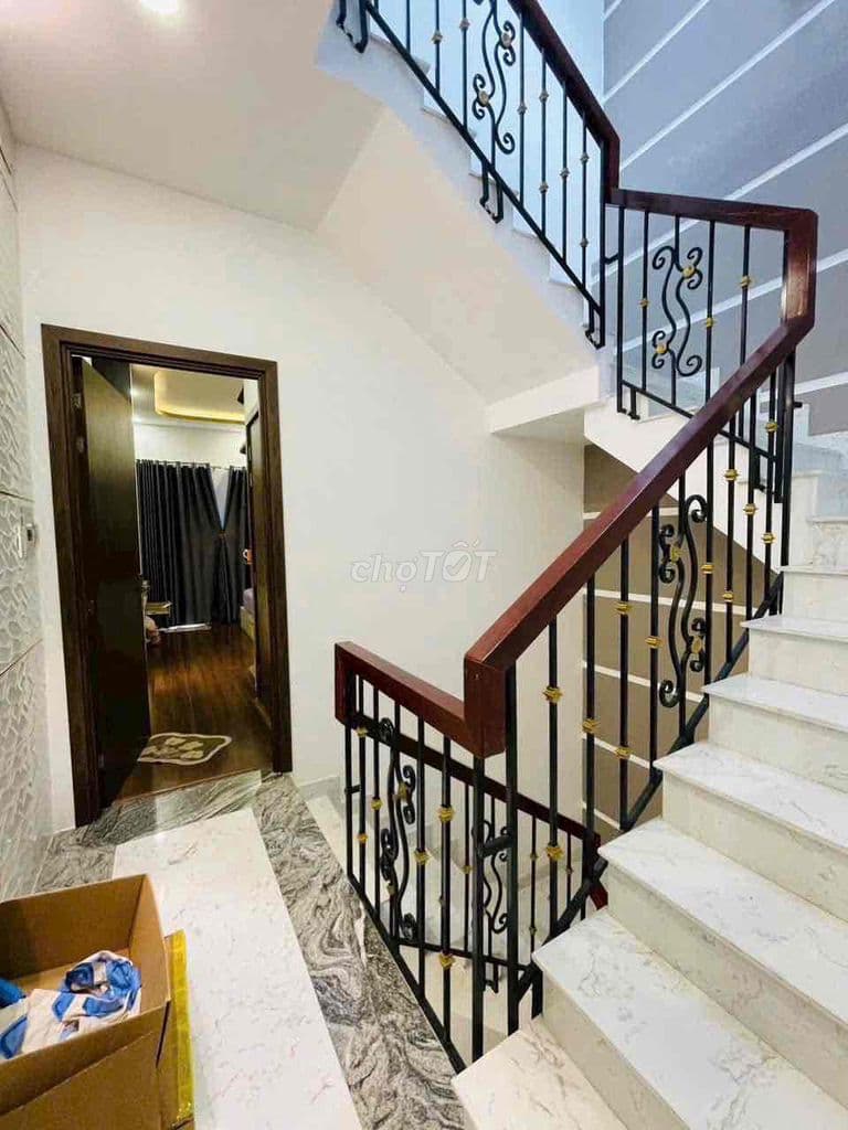 Bán gấp nhà Đường số Q7 dt: 4x18m giá 13,9 ty dt 4x18m 3 Lầu giá 15 ty - Ảnh 3