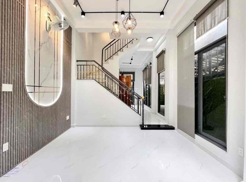 Nhà đẹp 3 lầu đường Trương Thị Hoa (TTH07 cũ) ngay siêu thị Metro - Ảnh 2