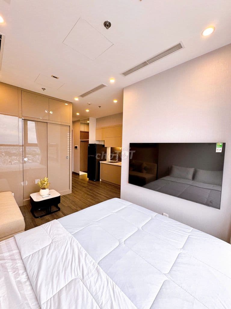 Bán Căn Studio 32m2 full đồ cao cấp. Vinhomes smart city. Giá 2,6 tỷ - Ảnh 2