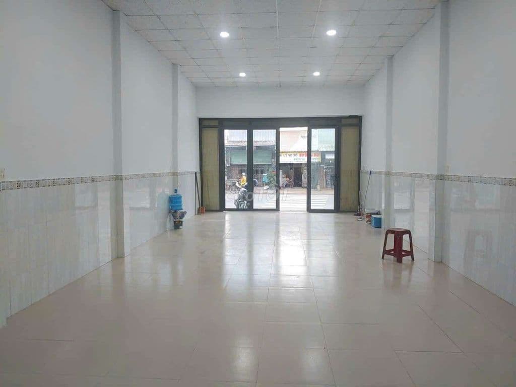 nhà 1 trệt 1 lầu mặt tiền Quốc Lộ 50, DT đất 226m2, 14 tỷ - Ảnh 2