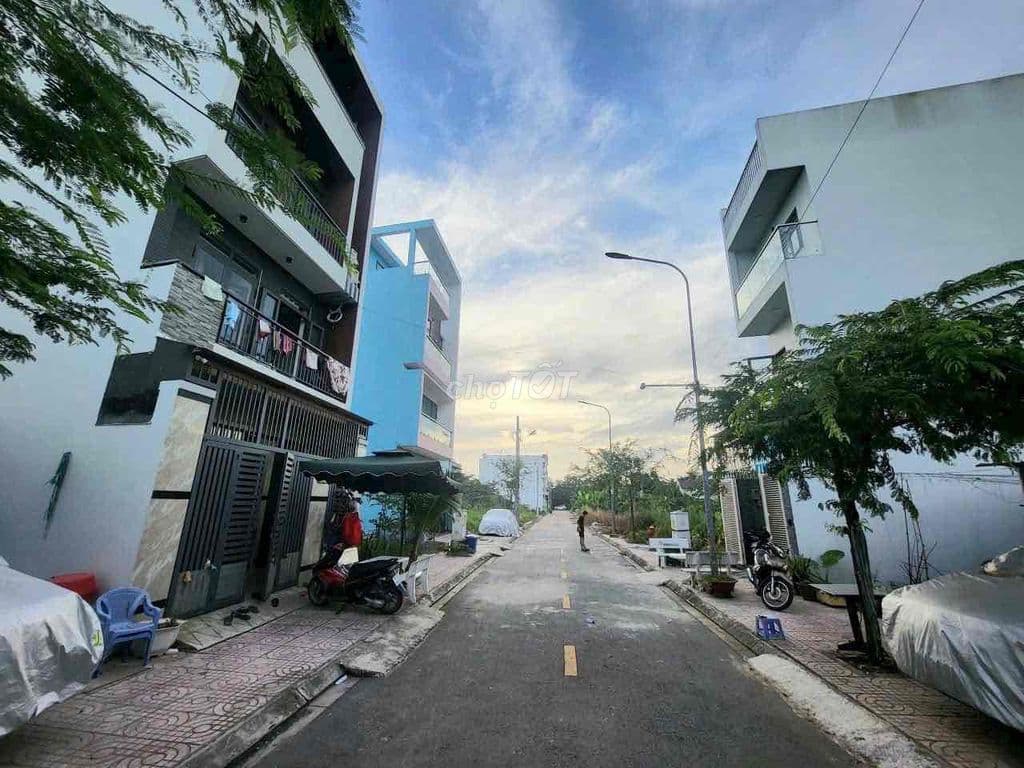 ĐẤT KHU PHÂN LÔ VIP THẠNH XUÂN 52, 50M2 FULL THỔ CƯ, ĐƯỜNG 8M