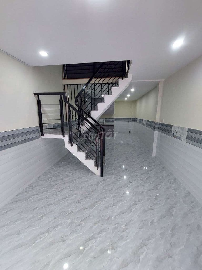 Bán nhà đường Phạm Hùng C4 DT.3m6×10m, 1Lững 2Phòng hẽm xe hơi xe tải - Ảnh 2