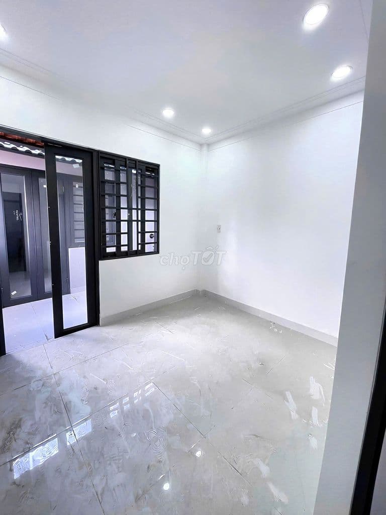 Nhà hẻm ngắn ở Phan Văn Hớn, Quận 12. Gần chung cư Tecco. Giá 860tr - Ảnh 3