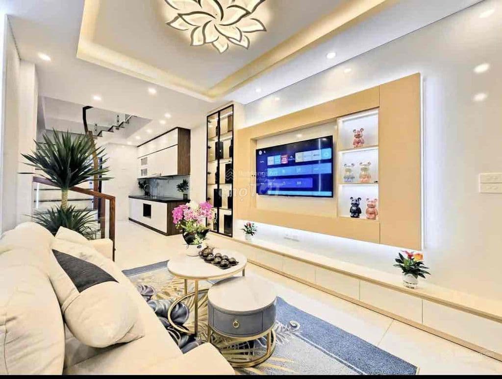 Hơn 7 tỷ, Võ Chí Công- Hoàng Quốc Việt, cách ô tô 20m,lô góc,39m2*5T - Ảnh 3