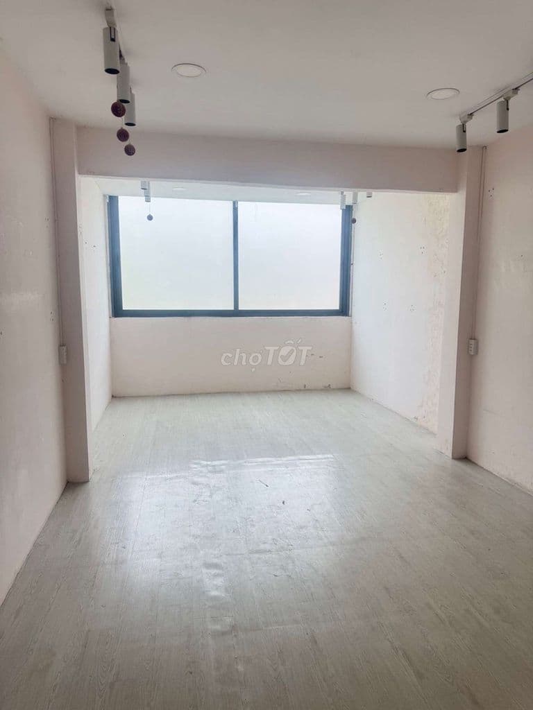 xuất cảnh bán gấp nhà Lê Văn Sỹ quận 3 hẻm ô tô - Ảnh 3