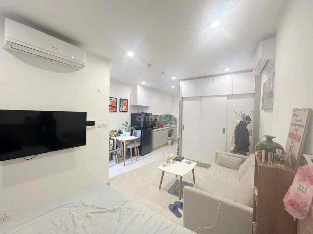Cần tiền bán gấp căn Studio full đồ giá *** thị trường, Vinhomes - Ảnh 2