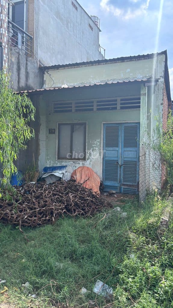 CHỦ KẸT TIỀN BÁN GẤP LÔ ĐẤT Ở XÃ TÂN THÔNG HỘI 125M2 , SỔ HỒNG RIÊNG