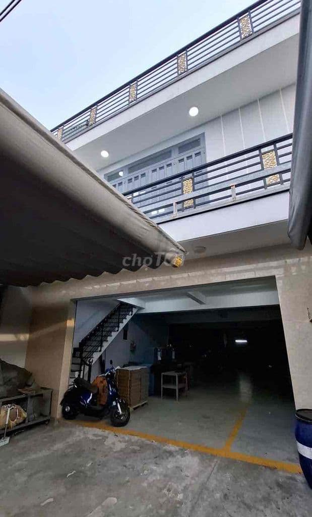 Bán gấp nhà mặt tiền - Ảnh 3