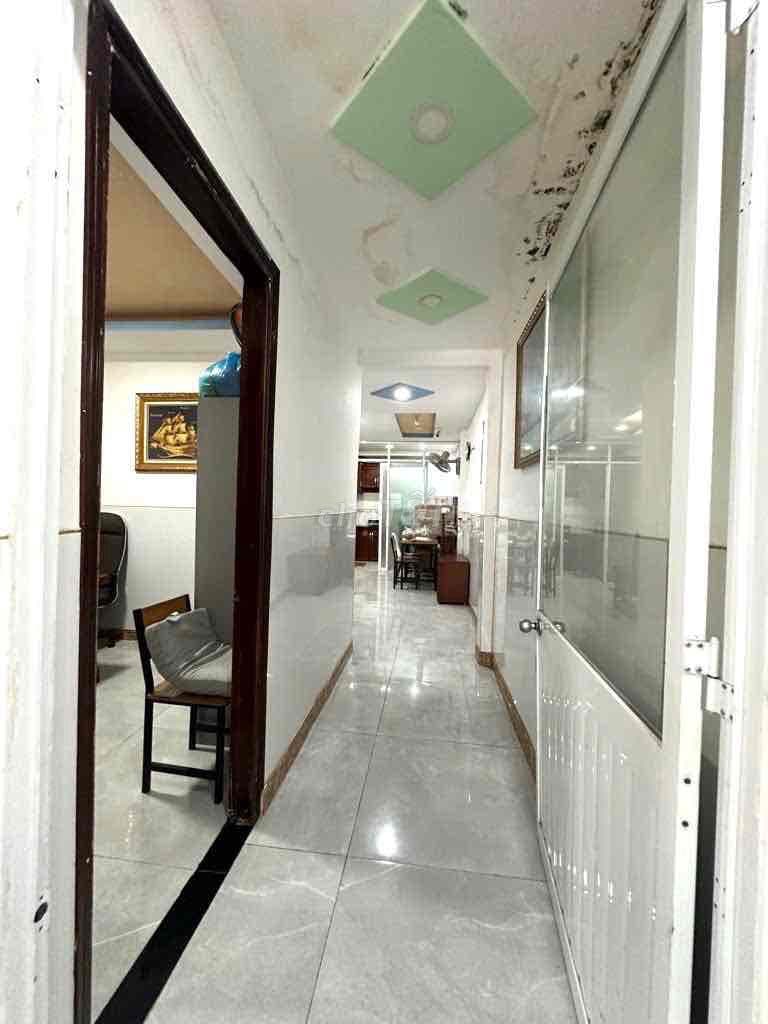 Hiếm - Bán Nhà 2 Tầng hẻm 5m Đường VƯỜN LÀI, 73m2, ngang gần 5m. - Ảnh 3
