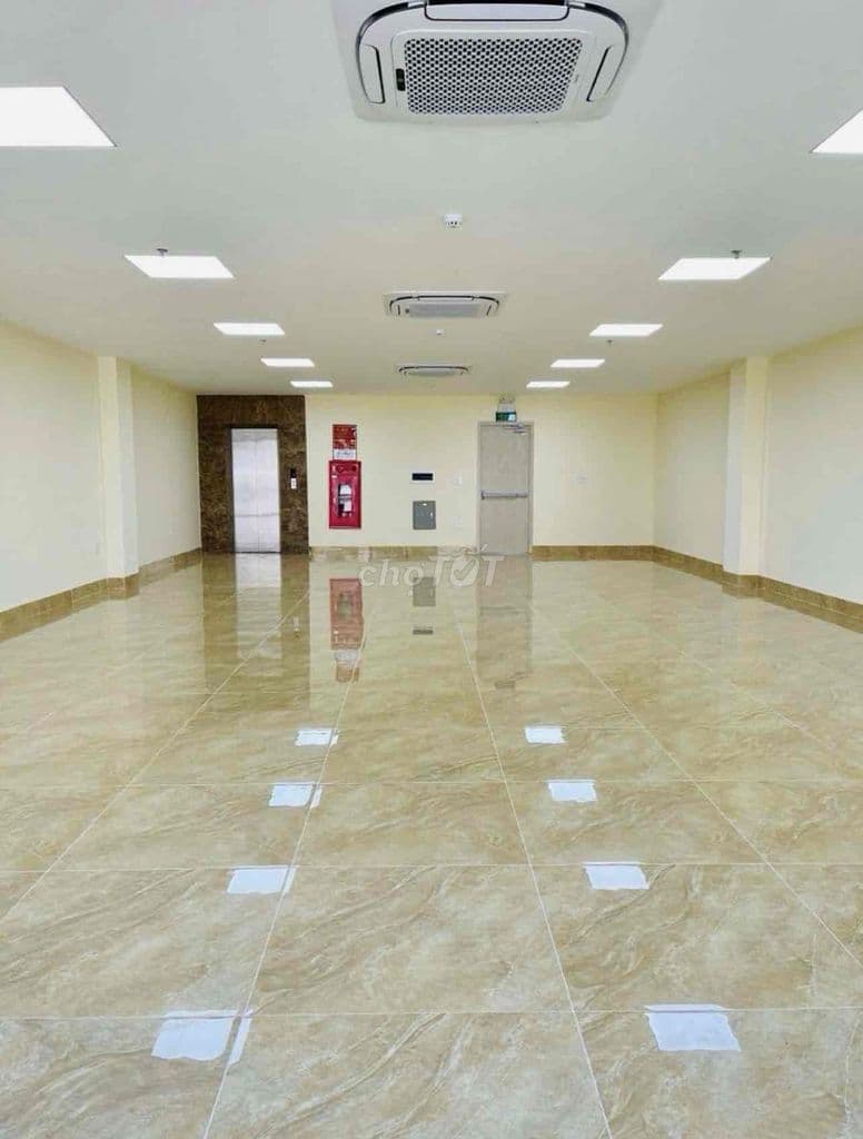 ANH EM CẦN BÁN GẤP NHÀ BẮC TỪ LIÊM 145M VỈA HÈ OTO TRÁNH GIÁ 47 TỶ - Ảnh 3