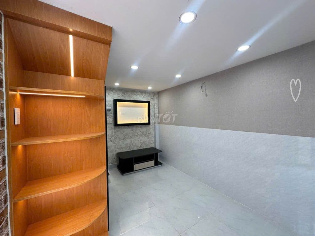 NHÀ ĐẸP NGẤT NGAY PHƯỜNG 3 GÒ VẤP, NGUYỄN KIỆM, GIÁP PHẠM VĂN ĐỒNG