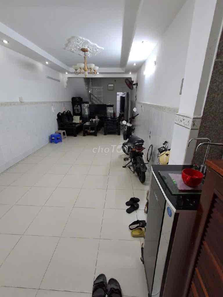 nhà 3 Tầng mặt tiền hẻm xe hơi đươfng Âu Dương Lân P3 Q8