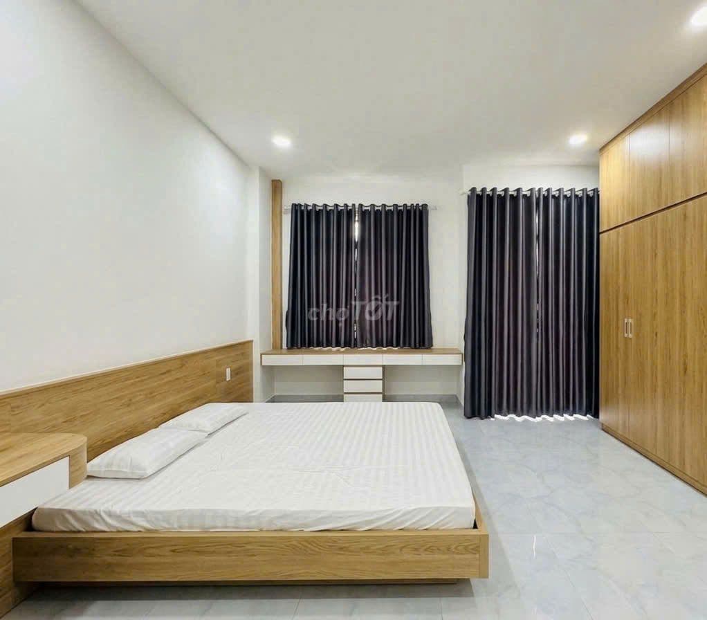 BÁN RẤT GẤP - 4 Tầng Nhà đẹp, Hẻm 2 XE HƠI thông ra Dương Quảng Hàm - Ảnh 3