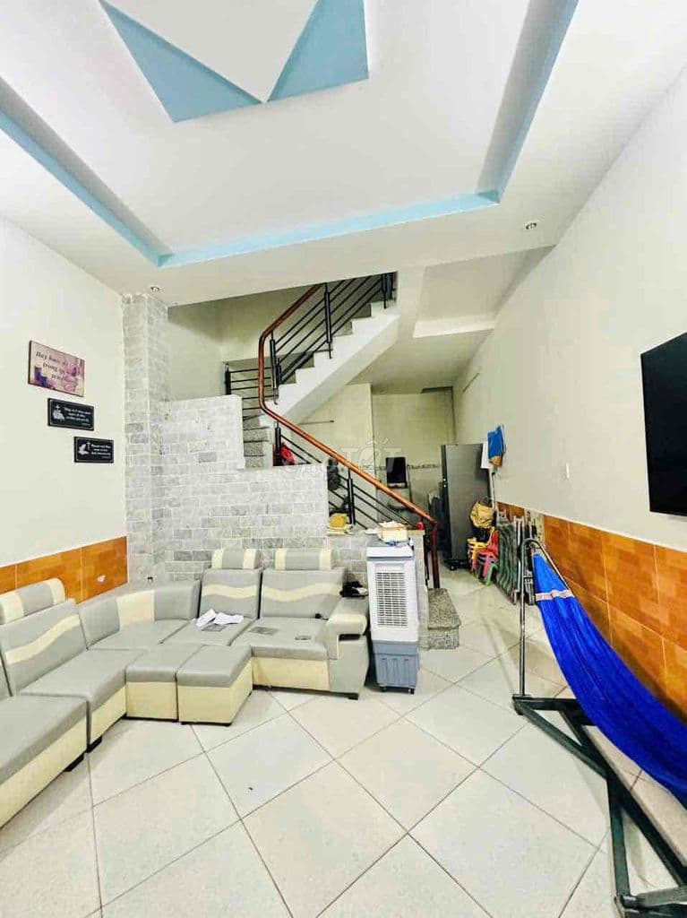 NHÀ ĐẸP GIÁ MỀM GIÁP TÂN PHÚ-LÊ VĂN QUỚI- HẺM THÔNG-4X12m(45m2)-4Tỷ