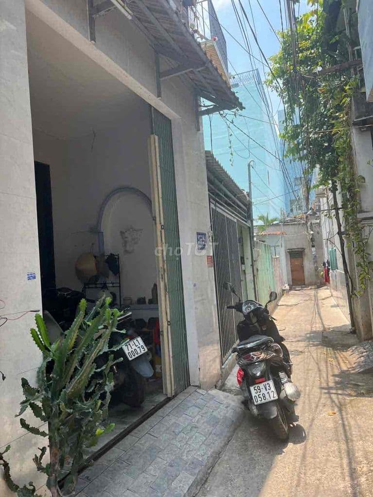 BÁN GẤP! ĐƯỜNG PHẠM VĂN CHIÊU, QUẬN GÒ VẤP