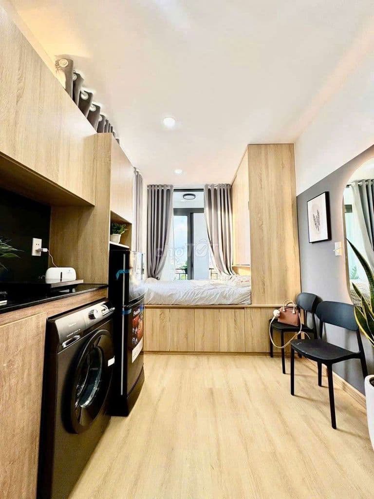 Bán căn hộ dịch vụ mặt hẻm xe hơi Phan Huy Ích ngay Emart 2 chỉ 15.2T - Ảnh 2