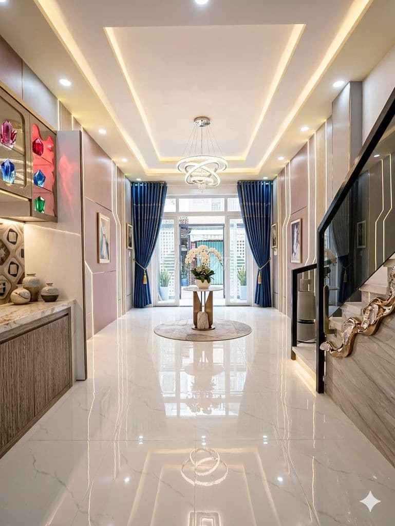 💥 WOW. 5 X 13. 2 LẦU. NỞ HẬU. ĐƯỜNG 4M. KHU TÊN LỬA. GẦN AEON. BT - Ảnh 2
