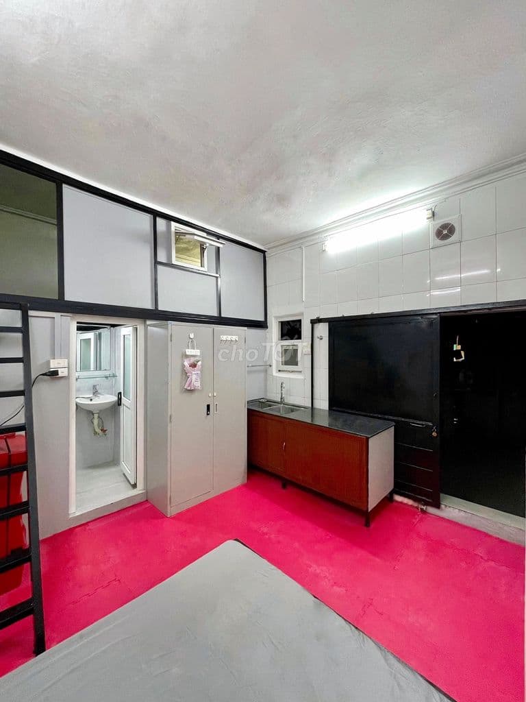 Giá 3tr2 có fix, VSKK, phòng riêng biệt, tự do giờ giấc