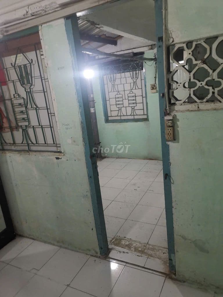 Bán chung cư Lô D lầu 1 - Ảnh 2